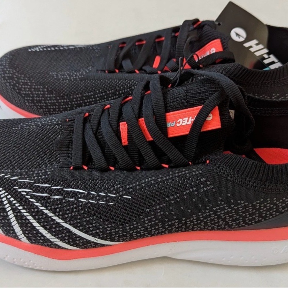 Hi-Tec Women's Black and Red Sneakers Sz 7.5